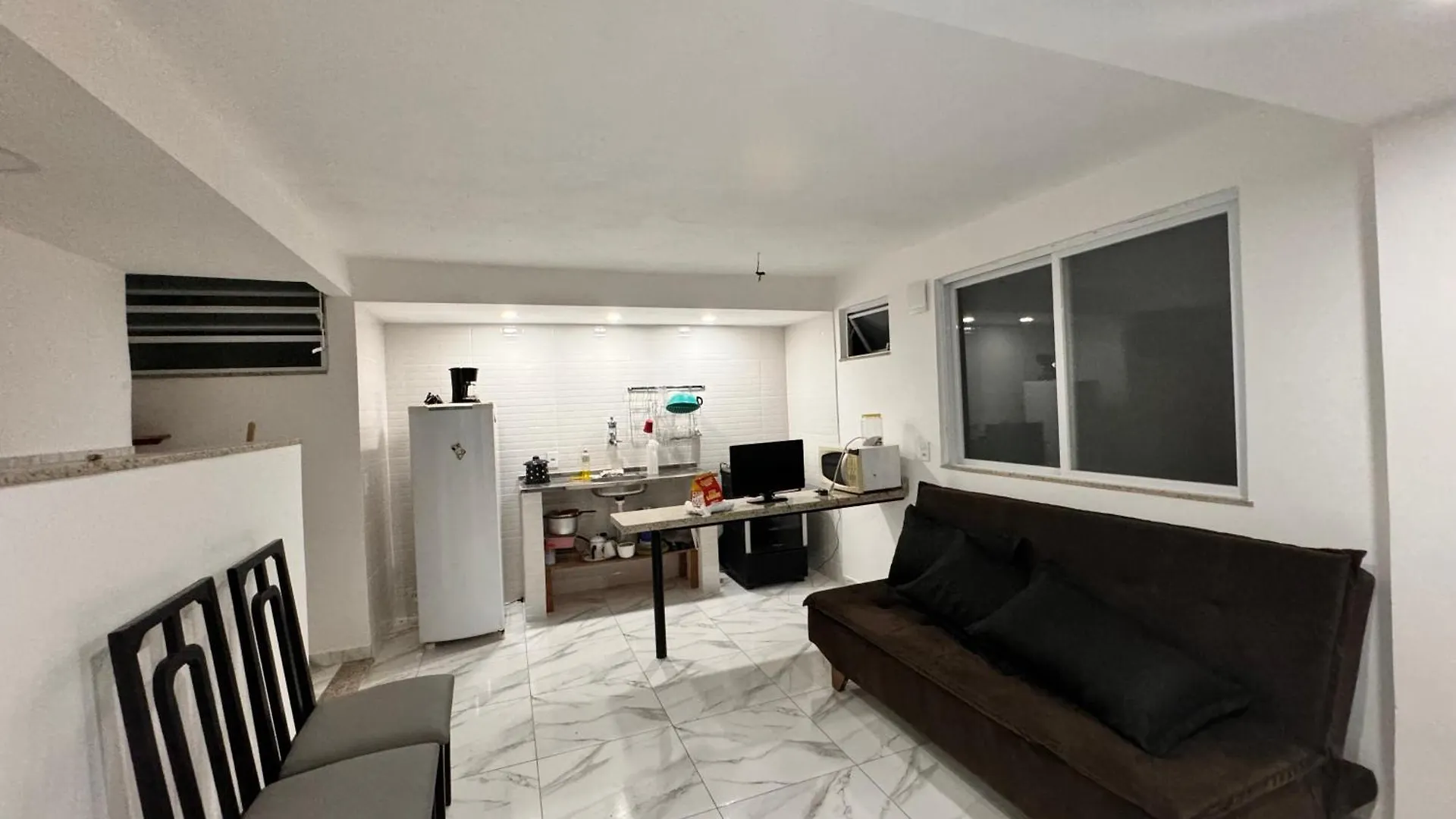 Quitinete Confortavel Em Cabo Frio Apartment